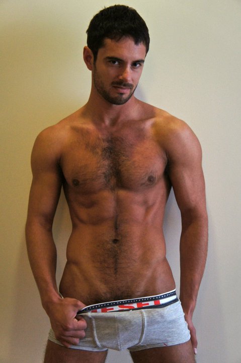 179478_122851367787479_100001878502917_155652_4332134_n