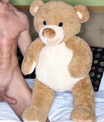 Teddy Bear Porn - Exclusive Interview With Gay Porn Newcomer Teddy Bear! - TheSword.com