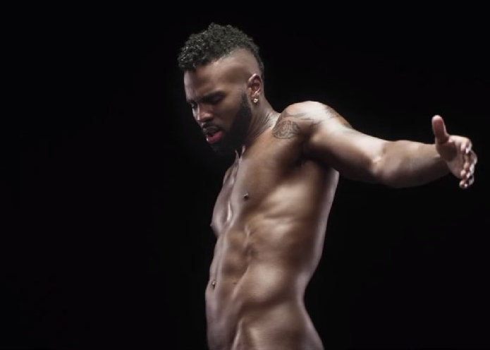 Jason Derulo Gets "Naked" in New Video.