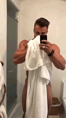 calum Von Moger naked
