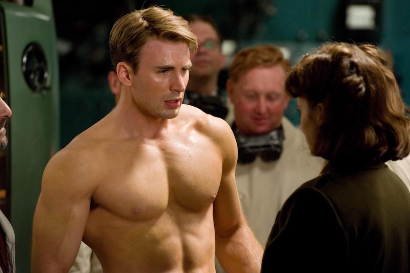 CHRIS EVANS SHIRTLESS