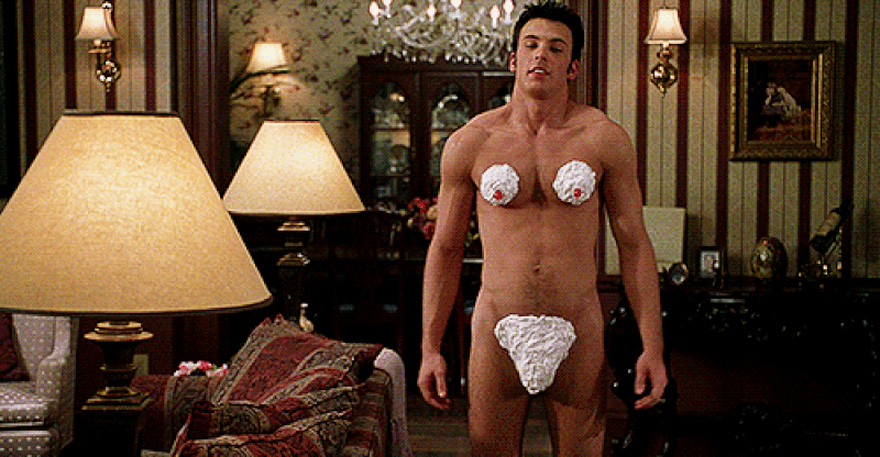 CHRIS EVANS SHIRTLESS