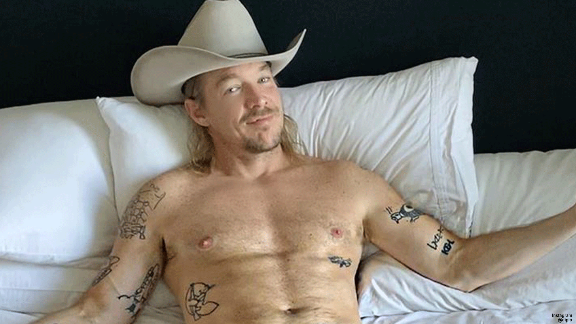 Diplo Posts A Nude To Remind Everyone To Vote - TheSword.com.