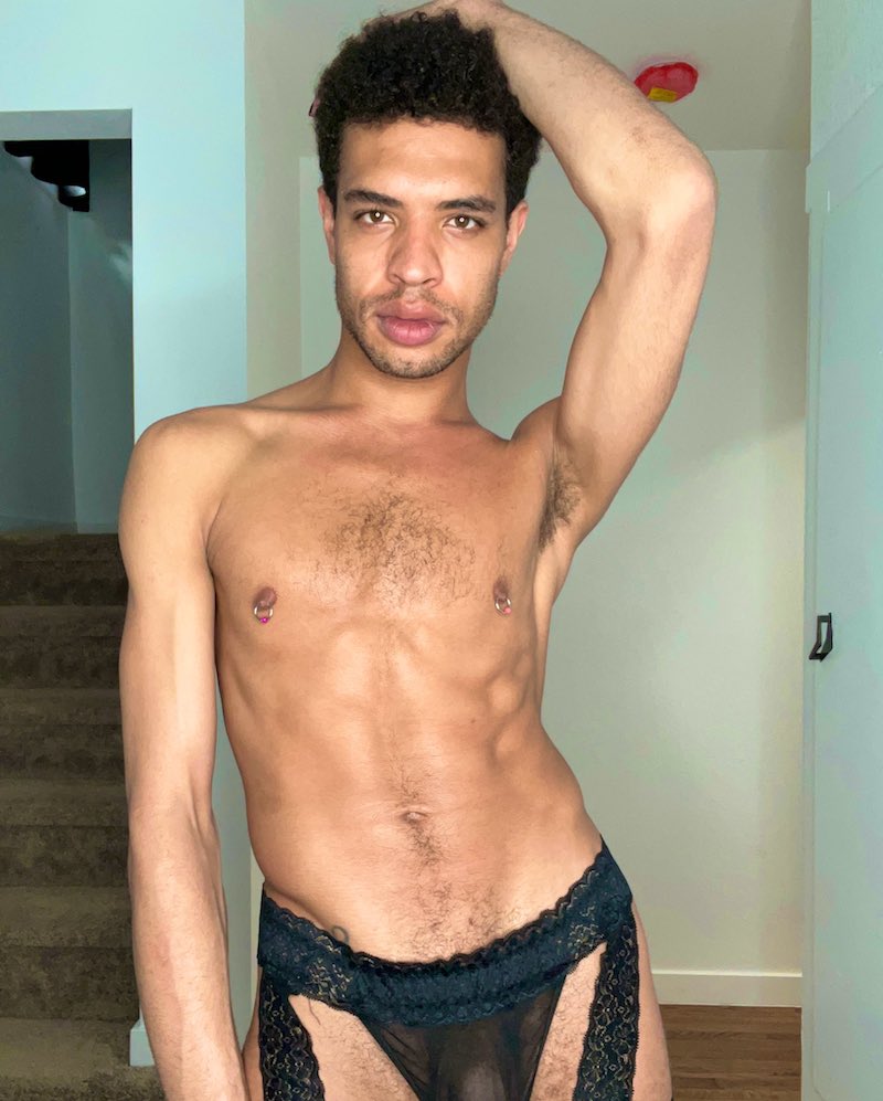 Drag Race Dick: Yvie Oddly Just Posted A Shaft Pic To Twitter -  TheSword.com