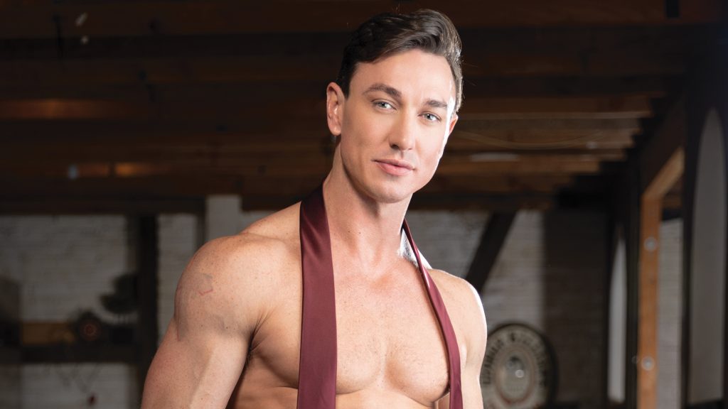 Cade Maddox Wants You To Take A Look Inside His Box - TheSword